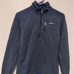 Patagonia Men’s 1/4 zip. Navy blue. EUC.